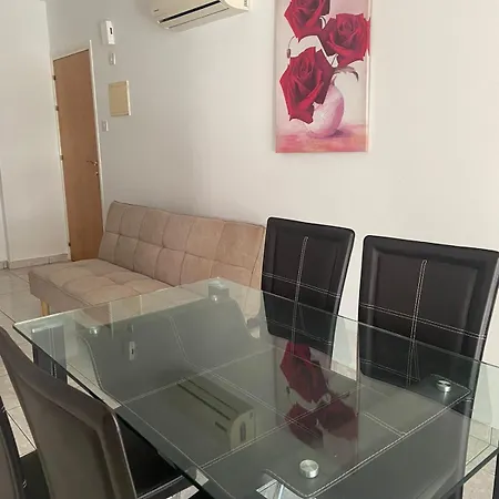 Carisa Holidays Apartment *